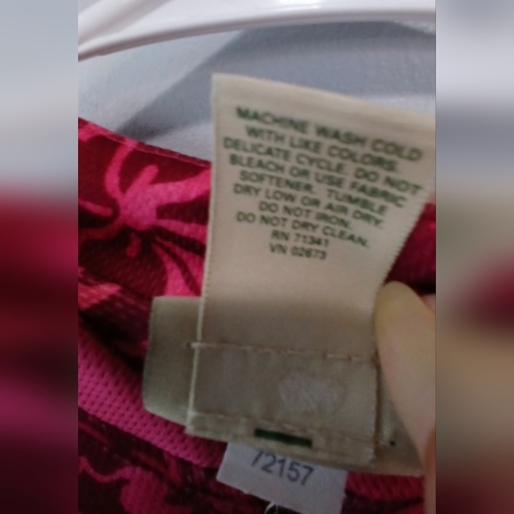 L.L. Bean Pink Floral Colorblock Half Zip Pull-over Shirt Women's Large - Picture 5 of 5